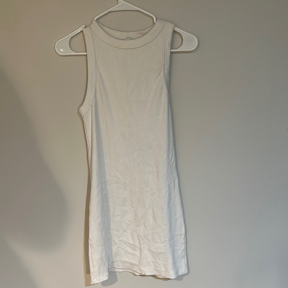 Sleeveless White Ribbed Top